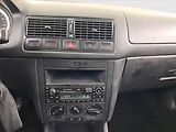Volkswagen Golf (2003) 1.4 16V, nová STK - náhled 12