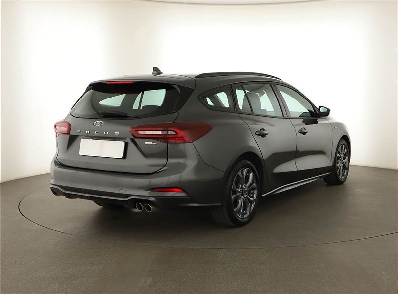 Ford Focus (2023) ST-Line 1.0 MHEV - fotka 5 z 14