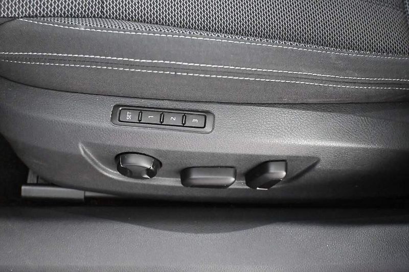 Škoda Superb (2022) 2.0 STYLE LED MATRIX DSG ACC T - fotka 30 z 39