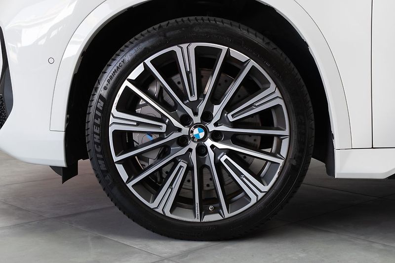 BMW X1 xD 20d ///M*TAŽNÉ*ZÁRUKA*ČR 1M - fotka 44 z 50