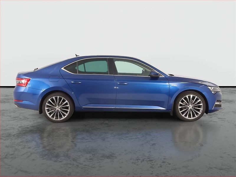Škoda Superb (2023) Laurin&Klement 2.0 TDI - fotka 6 z 21