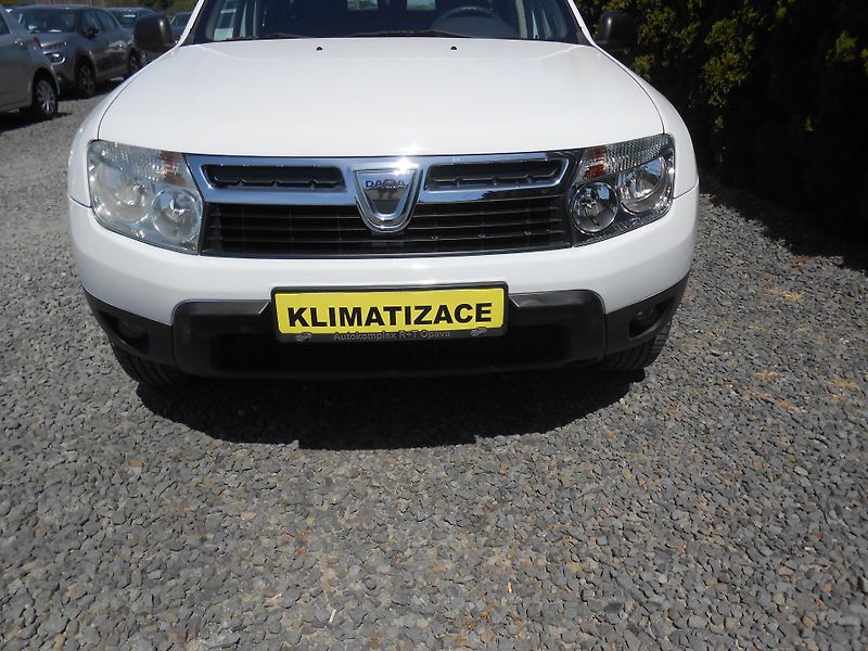 Dacia Duster 1.5DCi, KLIMA, Tažné!! - fotka 10 z 32