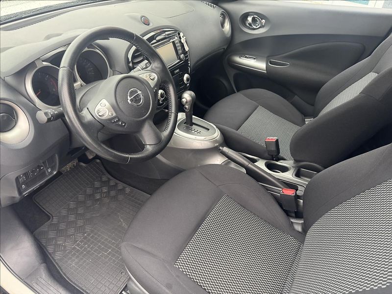 Nissan Juke 1,6 i/AUTOMAT - fotka 11 z 18