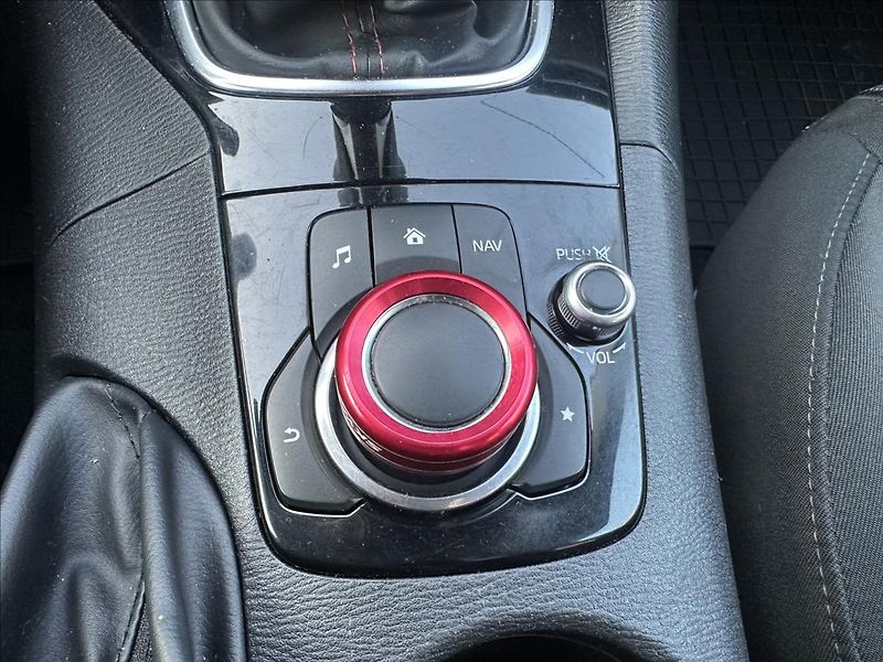 Mazda 3 2,0 G120 - fotka 18 z 22