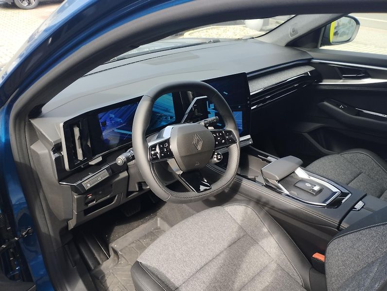 Renault Austral (2026) Techno mild hybrid 150 auto  - fotka 5 z 5