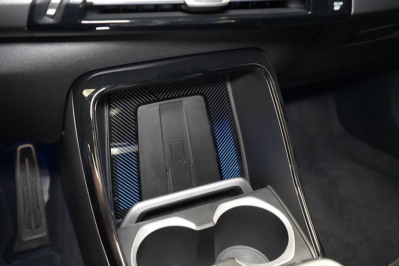 BMW X2 20i sDrive, M Paket - fotka 34 z 41
