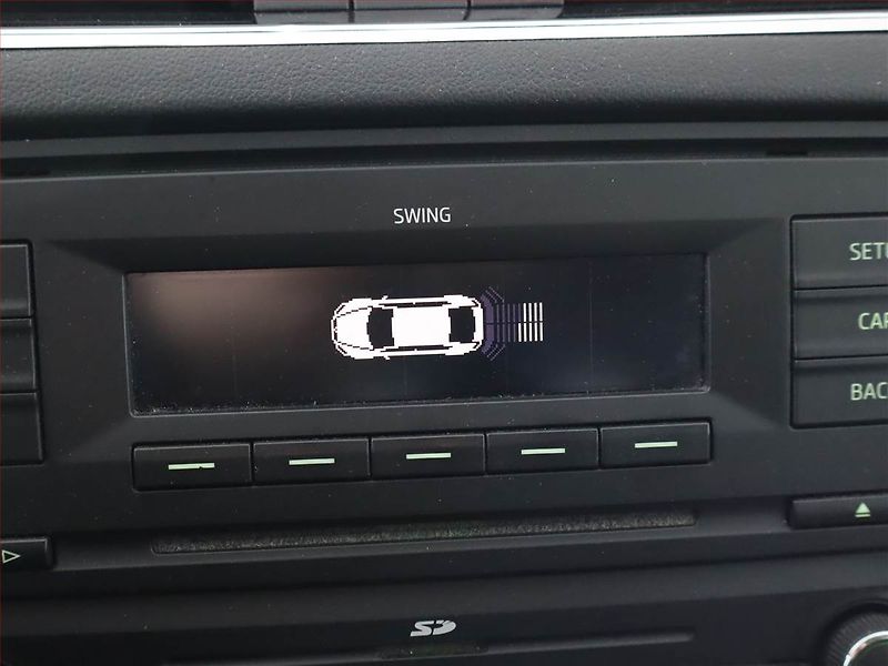 Škoda Octavia (2013) 1.6 TDI, Serv.kniha, Tempomat - fotka 16 z 18