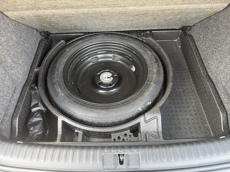 Volkswagen Tiguan 1.4TSi. Rezervace  - fotka 34 z 67