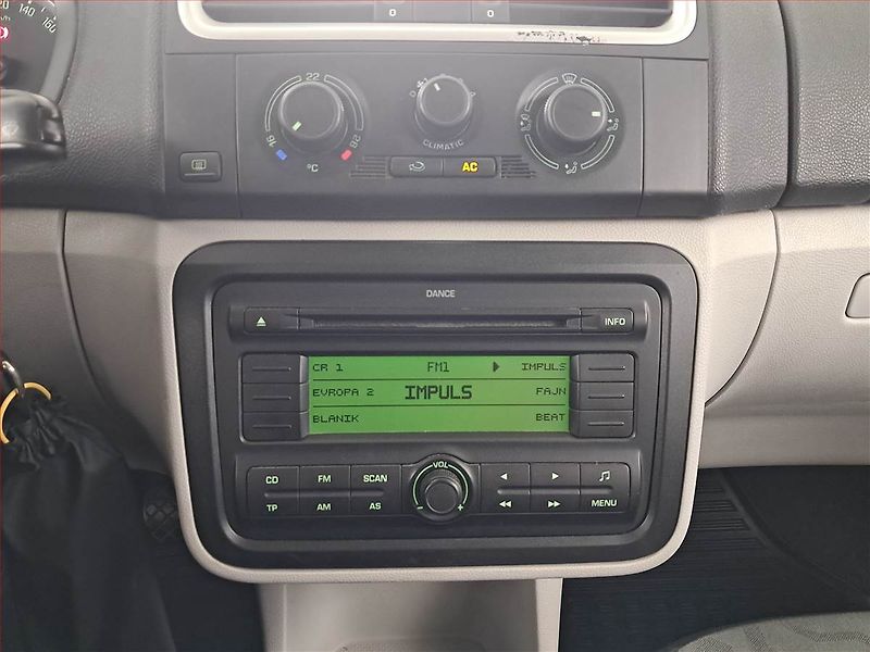 Škoda Roomster (2008) Comfort 1.2 12V, jezdí výborně - fotka 12 z 14