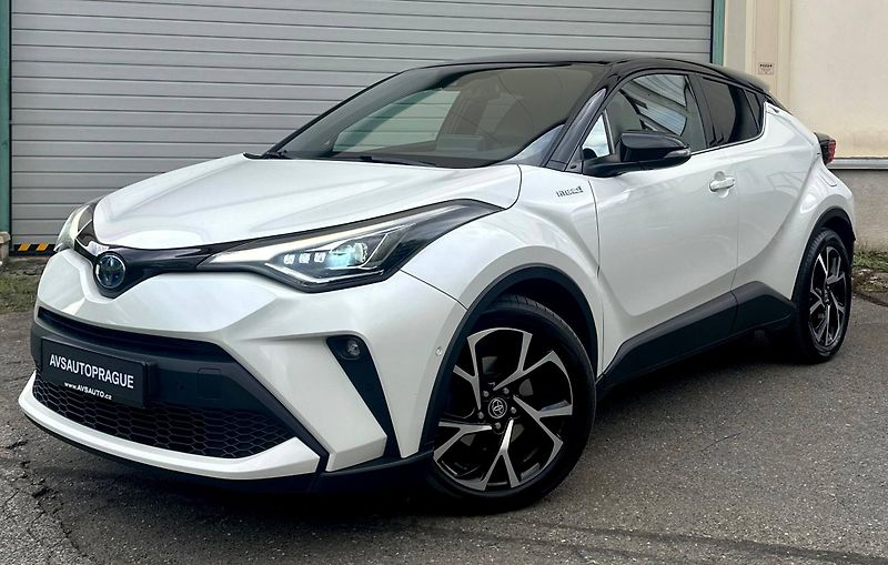 Toyota C-HR (2020) 2.0 HYBRID 112KW AUT 2020 - fotka 3 z 34