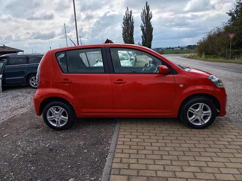 Subaru Justy (2009) 1.0 51kw - fotka 14 z 44