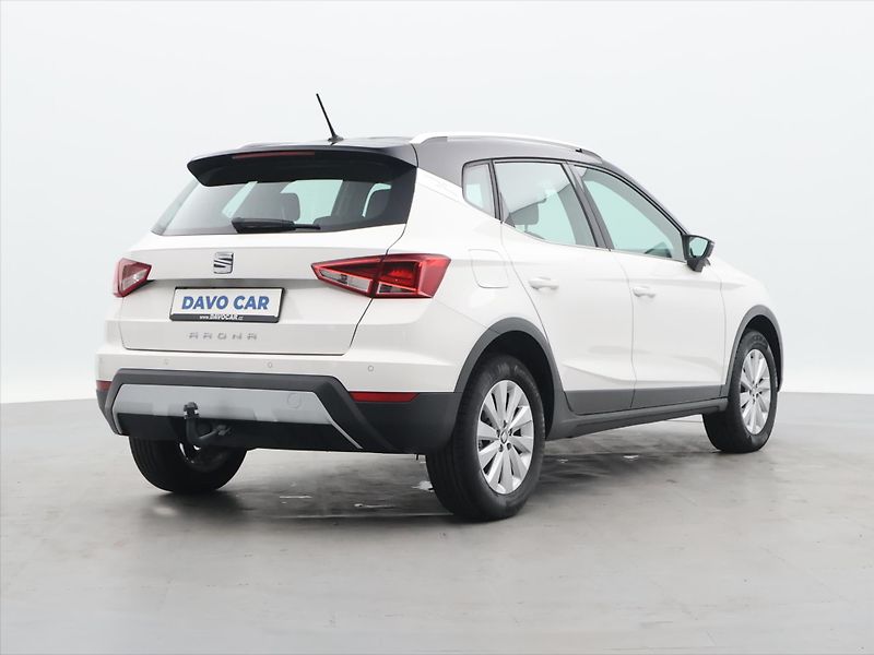 Seat Arona 1,0 TSI DSG CZ Xcellence 1.Maj - fotka 7 z 27