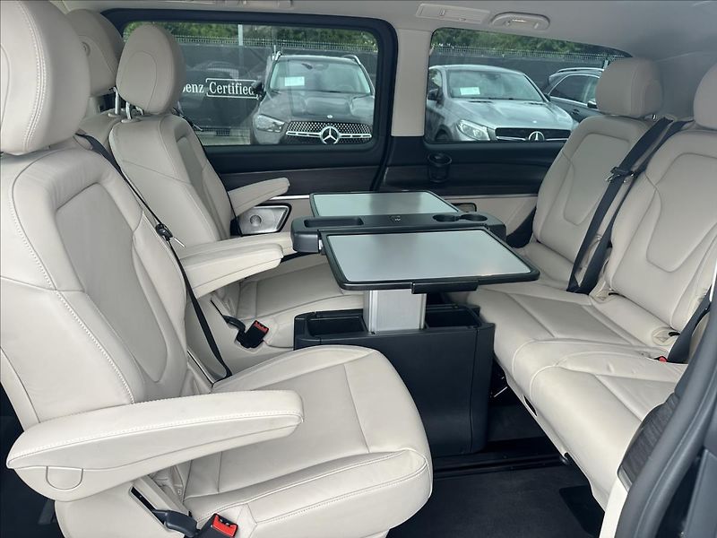 Mercedes-Benz Třídy V 300d 4MATIC L Exclusive - fotka 11 z 17