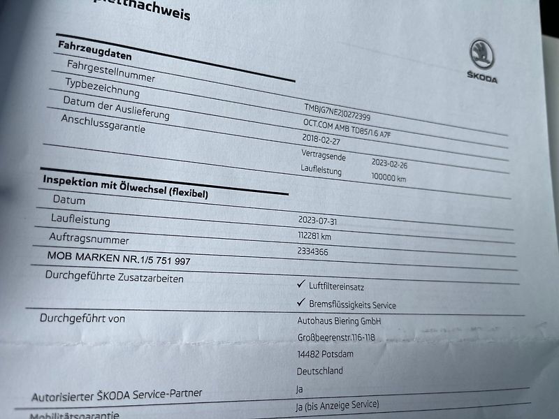 Škoda Octavia (2018) 1.6 TDi DSG WEBASTO rozvody - fotka 37 z 39