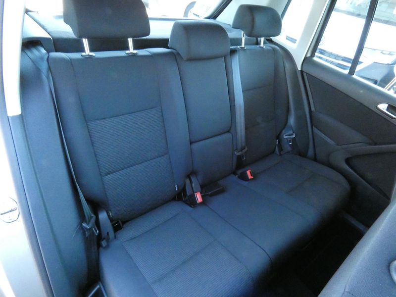 Volkswagen Tiguan (2014) 2,0 TDI BMT 103KW - fotka 26 z 29