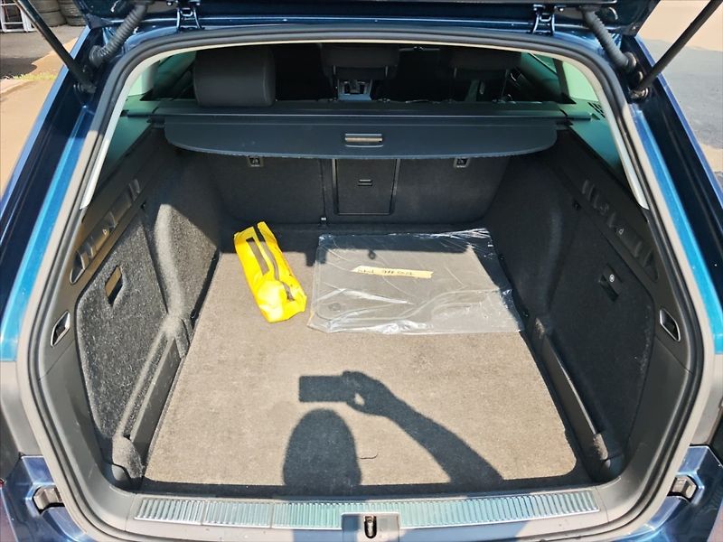 Škoda Superb 2,0 TDI 110 Style DSG - fotka 11 z 11