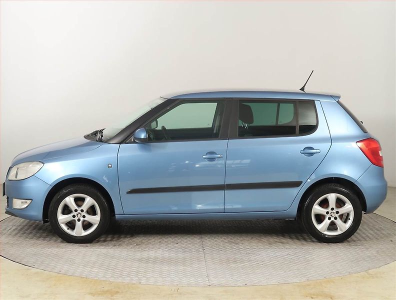 Škoda Fabia (2013) 1.2 12V, po STK, slušný stav - fotka 3 z 15