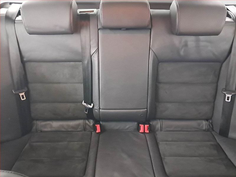 Škoda Octavia (2006) Scout 2.0, 4X4, po STK, Tažné - fotka 10 z 21