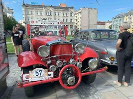 T70 v hasičské modifikaci je ikonickým vozem kopřivnického tatrováckého veteránského klubu, 2. 6. 2025.