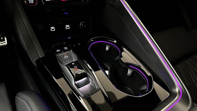 Audi SQ5 STAV NOVÉHO VOZU / ZÁRUKA  - fotka 27 z 44