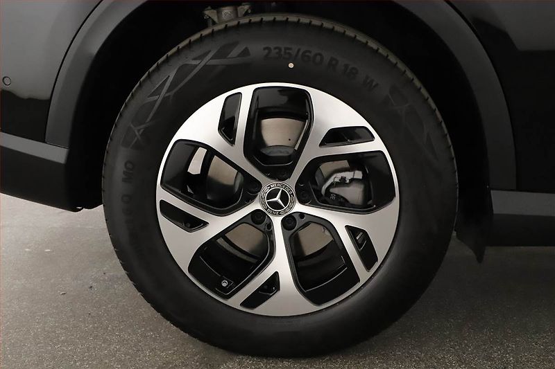 Mercedes-Benz GLC (2025) 220 d 4MATIC, AVANTGARDE - fotka 24 z 26