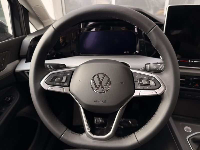 Volkswagen Golf (2026) 1,5 TSI 85kW 6G  People - fotka 16 z 19