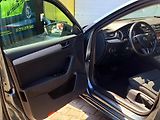 Škoda Superb TDi DSG 4x4 190k *CEBIA*       - náhled 29