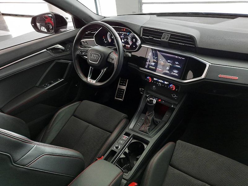Audi Q3 (2022) 40 TDI quattro (147kW/200k) S - fotka 12 z 23