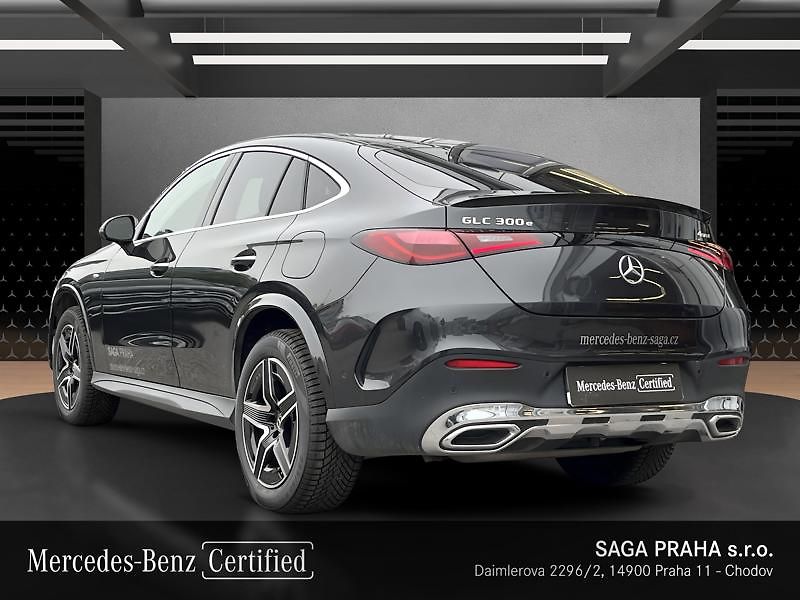 Mercedes-Benz GLC Coupé 300 e 4MATIC kupé s hybr - fotka 7 z 21