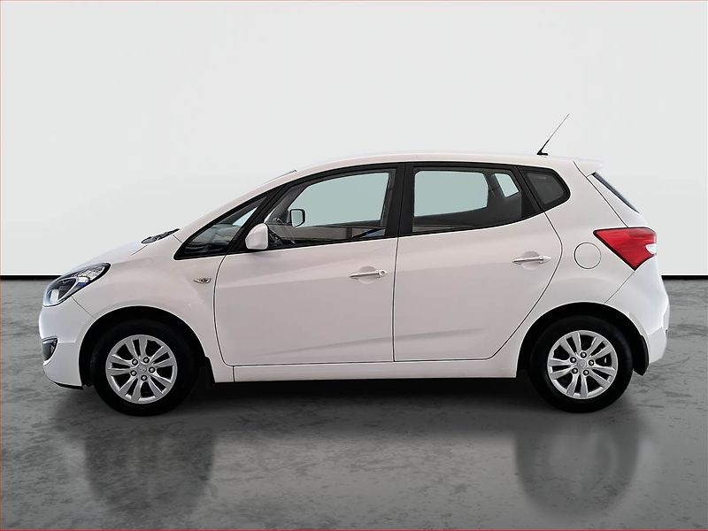 Hyundai ix20 (2018) 1.4 CVVT, ČR,1.maj - fotka 3 z 15
