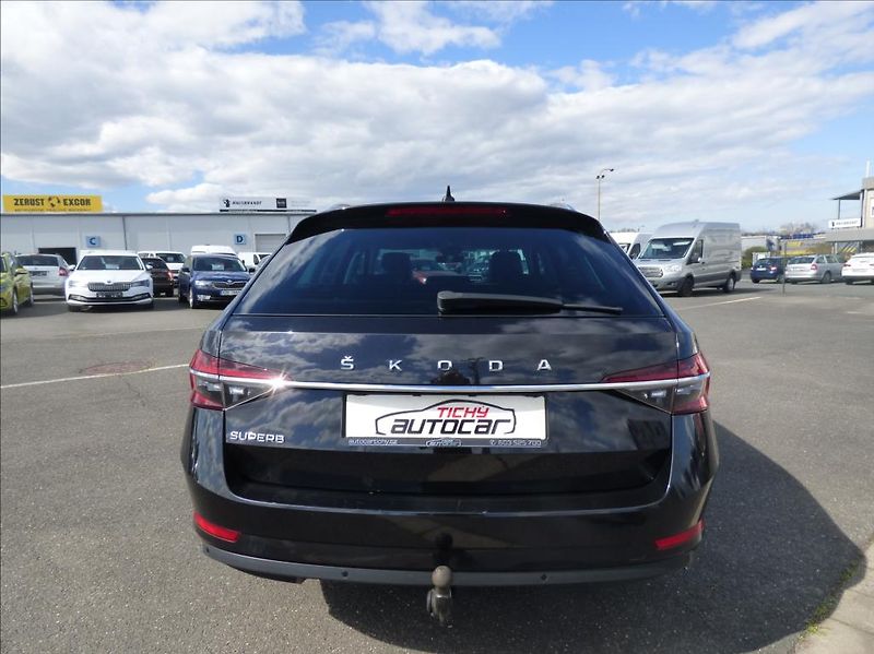 Škoda Superb 2,0 TDI DSG CRYSTAL LIGHT  Sty - fotka 6 z 78