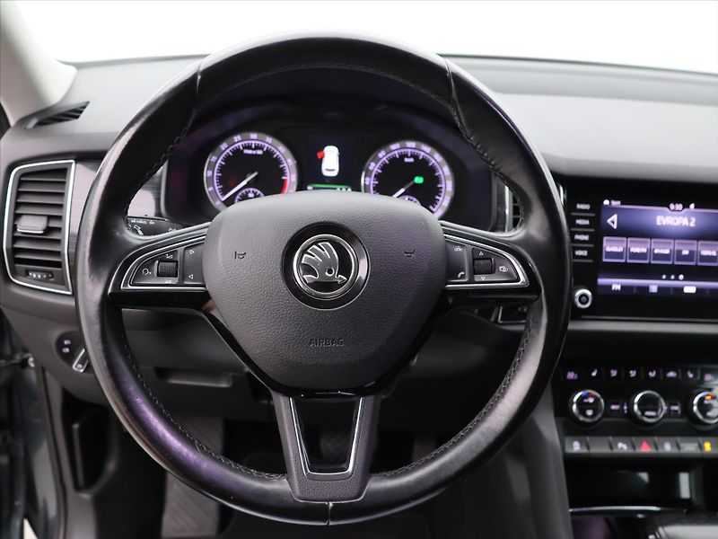 Škoda Kodiaq 2,0 TDI DSG Style LED 7-Míst - fotka 21 z 39