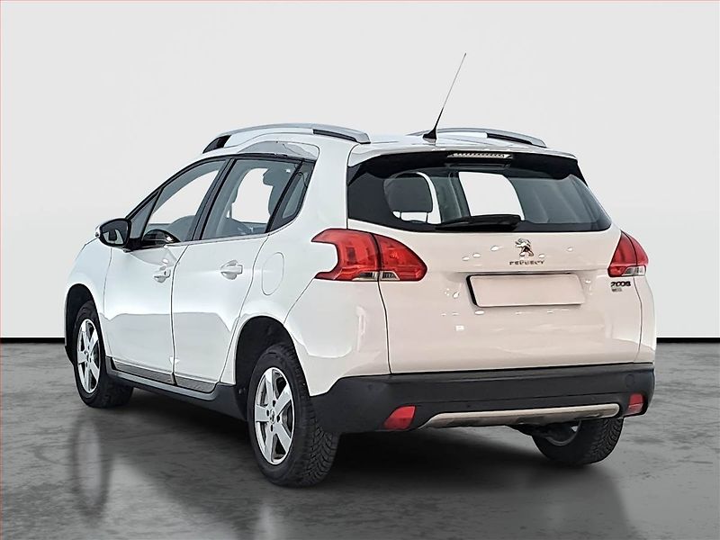 Peugeot 2008 (2014) 1.6 e-HDi, Automat, Tempomat - fotka 4 z 17