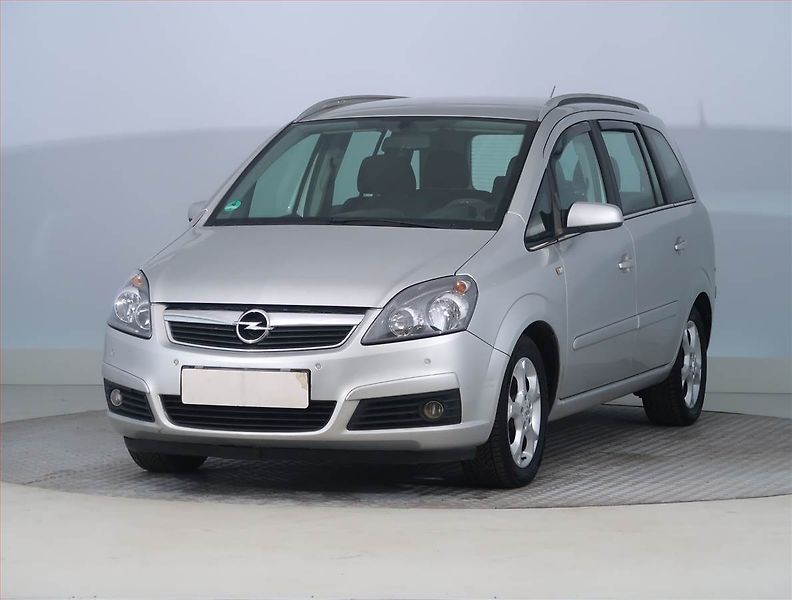 Opel Zafira (2005) 1.6, 7 míst, Tažné, dobrý stav - fotka 2 z 16