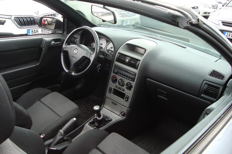 Opel Astra (2002) 1.6i,16V,Cabrio,Bertone,El.Stř - fotka 45 z 65