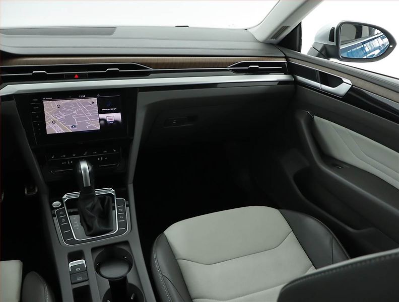 Volkswagen Arteon (2021) Elegance 2.0 TSI - fotka 8 z 17