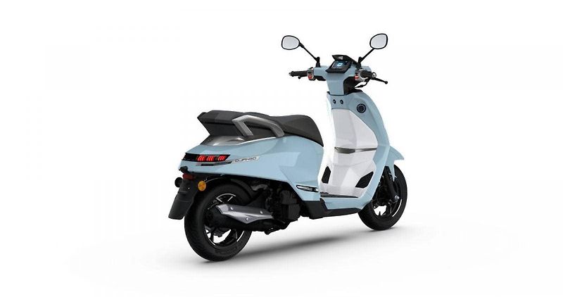 Peugeot Django 125 (2026) DJANGO 125I EVO ALLURE - fotka 8 z 8