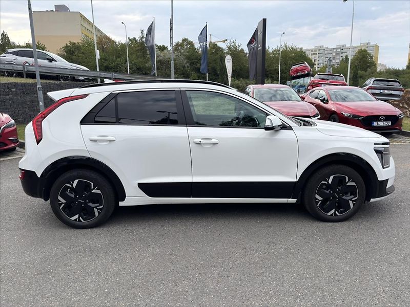 Kia e-Niro 0,0 Style ZÁRUKA 1.ČR SoH 99% - fotka 6 z 42