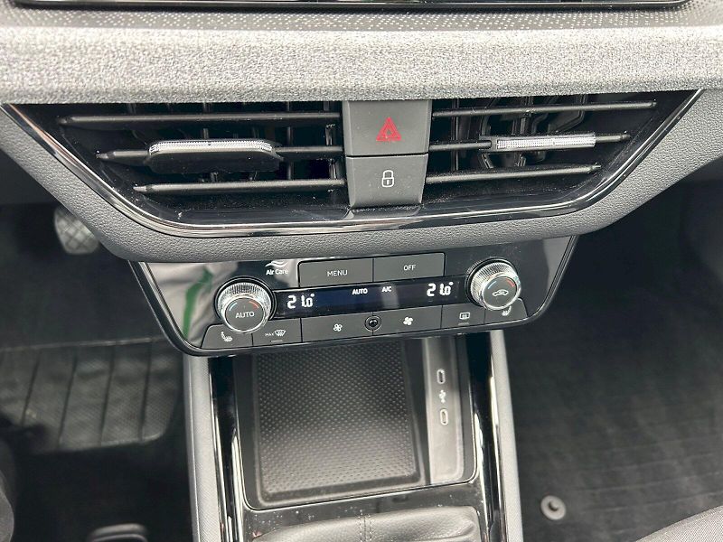 Škoda Scala (2025) Selection 1.0 TSI 85 kW - fotka 26 z 34