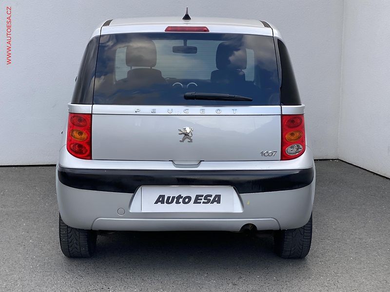 Peugeot 1007 (2006) 1.4i, AC - fotka 5 z 16