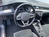 Volkswagen Passat (2021) 2.0TDi 4x4, ČR, Elegance - náhled 13