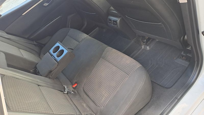 Renault Talisman 1.5 DCI Energy NAVI - fotka 9 z 26