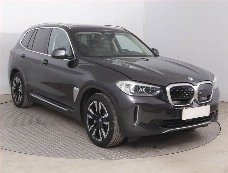 BMW iX3 (2021) 80 kWh, SoH 97% - fotografie inzerátu