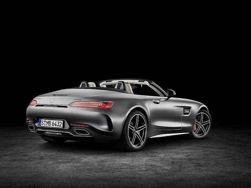 Mercedes-AMG GT C Roadster.
