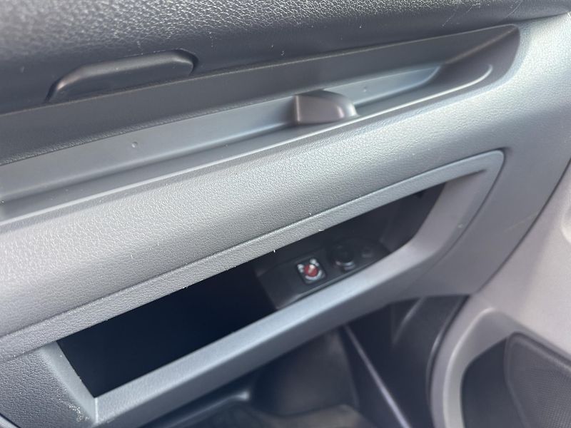 Toyota ProAce 2.0,130kw, Chlaďák, ČR, DPH. - fotka 33 z 37