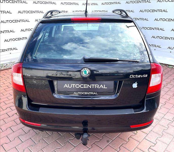 Škoda Octavia 1,4 TSi,90kW,serv.kn. - fotka 5 z 19