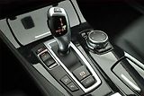 BMW Řada 5 (2015) 520d xDrive, 4X4, Automat - náhled 12