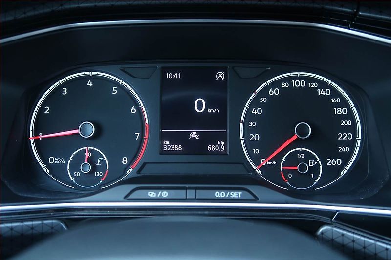 Volkswagen T-Cross (2019) 1.0 TSI, Kůže, Tempomat - fotka 11 z 19