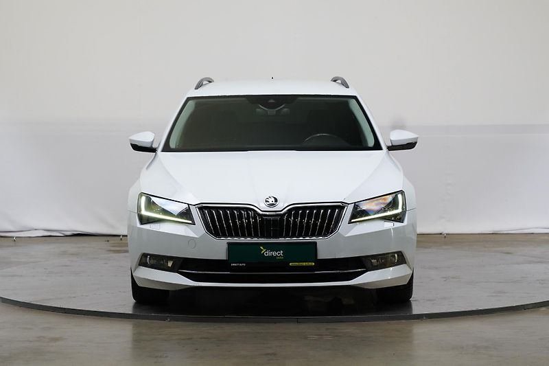 Škoda Superb - fotka 4 z 28