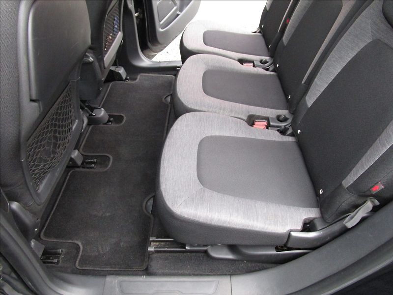 Citroën Grand C4 Picasso 2.0HDi aut. Klima, 7 míst - fotka 29 z 50